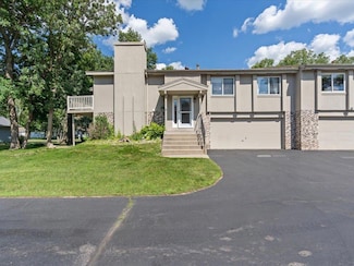 2208 Spruce Dr, Brainerd, MN 56401