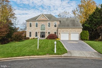 9906 Chappell Ln, Vienna, VA 22181