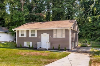 4042 Sweetbriar Ln, Forest Park, GA 30297