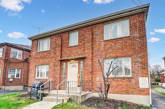 3914 E Gatewood Ln, Cincinnati, OH 45236