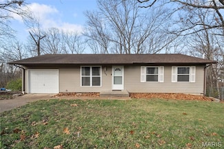 706 Maple Ave, Pevely, MO 63070