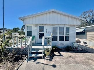 57 Lemon Rd, Palmetto, FL 34221