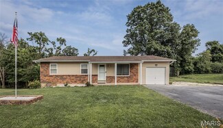 5272 Pitcher Dr, House Springs, MO 63051