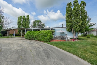 147 Daniel Ct, Manteno, IL 60950