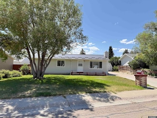 1121 6th Ave W, Kemmerer, WY 83101
