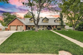 2708 Heather Pkwy, Hutchinson, KS 67502