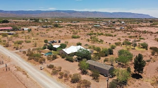 46 Papago Rd, Alamogordo, NM 88310