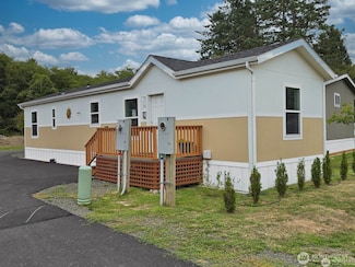 1303 30th St Unit 21, Seaview, WA 98644