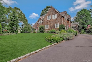 1000 Green Hill Ln, Greenport, NY 11944