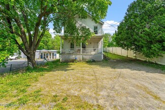 2859 Atlantic Ave, Hudson, NY 12534