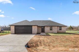 1604 Huntington Ln, Wichita Falls, TX 76305