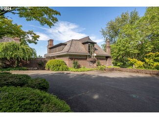 3603 SW Humphrey Blvd, Portland, OR 97221