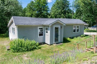 222 Garvins Falls Rd, Concord, NH 03301
