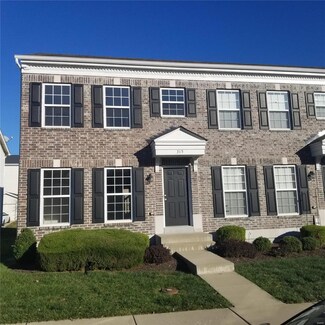 315 Shady Rock Ln, O Fallon, MO 63368