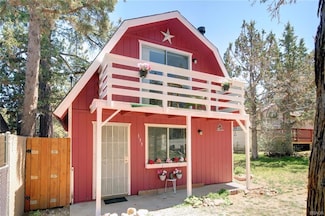 133 Holmes Ln, Sugarloaf, CA 92386