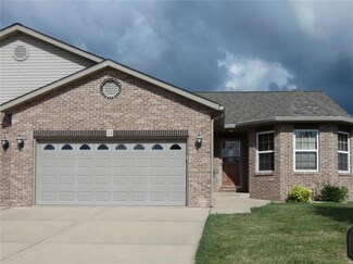23 Klein Dr, Bethalto, IL 62010