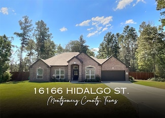 16166 Hidalgo St, Conroe, TX 77303