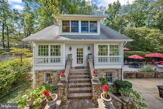 702 & 704 Sligo Creek Pkwy, Takoma Park, MD 20912