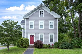 59 Cottage St, Franklin, MA 02038
