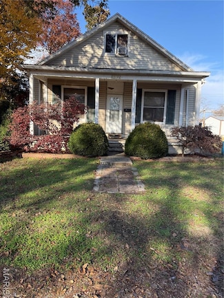 1371 Washington St, Carlyle, IL 62231