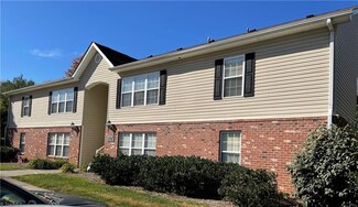 1905 Crest Hollow Dr Unit 201, Winston Salem, NC 27127