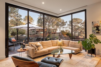 404 Pine Needles Dr, Del Mar, CA 92014