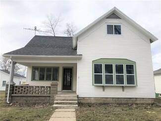 120 N Washington St, Ladoga, IN 47954