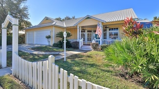 2815 Bay Side Dr, New Smyrna Beach, FL 32168