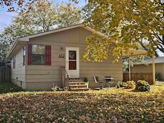 432 N Roosevelt St, Lindsborg, KS 67456