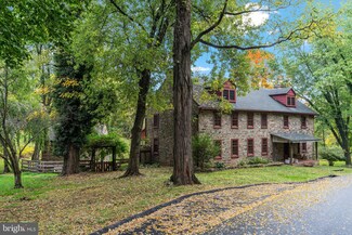 160 S Grims Mill Rd, Boyertown, PA 19512