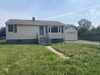 306 Lawton St, Somerset, MA 02725