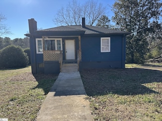 12 U St, Honea Path, SC 29654