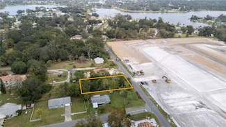 38905 Pine St, Umatilla, FL 32784