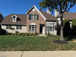 28 Langdale Rd, Wayne, NJ 07470