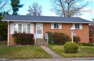 8920 Snow Acres Dr, Laurel, MD 20708