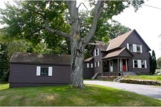27 Reservoir St, Baldwinville, MA 01436