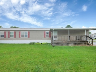 192 Spruce Ridge Dr, Ashville, OH 43103