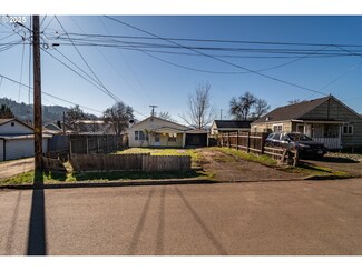 1235 NE Freemont Ave, Roseburg, OR 97470