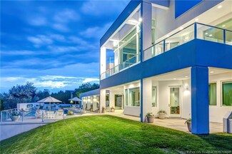 1406 E Perrys Hollow Rd, Salt Lake City, UT 84103
