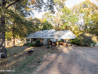 3938 Old Dover Rd, Yazoo City, MS 39194