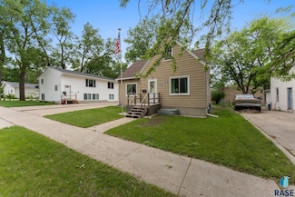 517 S Summit Ave, Sioux Falls, SD 57104