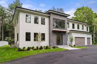 365 Charles River St, Needham, MA 02492