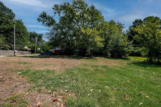 478 S Hollywood St, Memphis, TN 38111