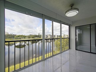 7320 Amberly Ln Unit 305, Delray Beach, FL 33446