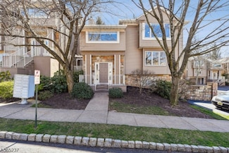 151 Clarken Dr, West Orange, NJ 07052