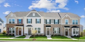 2043 Orange Blossom Ln, Sandston, VA 23150