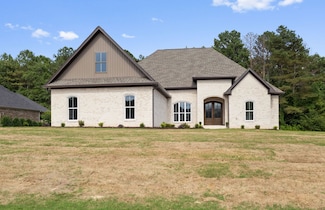 390 Deer Creek Dr, Killen, AL 35645