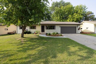 330 E 14th St, Fergus Falls, MN 56537