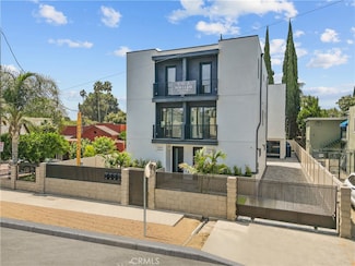 13942 Vanowen St, Los Angeles, CA 91405