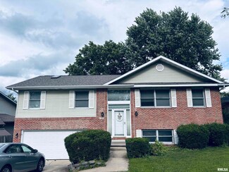 42 Royal Rd, Springfield, IL 62702